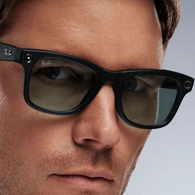 Ray-Ban Wayfarer Matte Black/ Clear to Graphite Green Transitions M/L - фото 78967 Ray-Ban Wayfarer Matte Black/ Clear to Graphite Green Transitions M/L - фото 78967