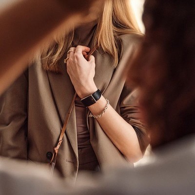 Кожаный люксовый ремешок Whoop LeatherLuxe Tapered MG Black with Titanium - фото 81035